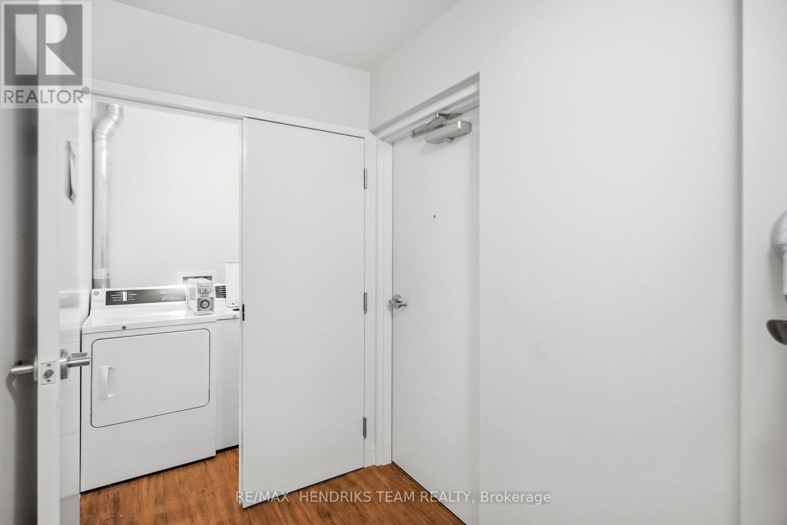 Upper Floor (2b) - 320 Vine Street, St. Catharines, Ontario  L2M 4T3 - Photo 16 - X13678746