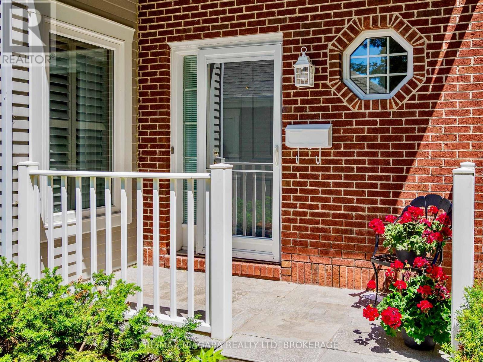 23 - 5 Lakeside Drive W, St. Catharines, Ontario  L2M 1P3 - Photo 2 - X13679264