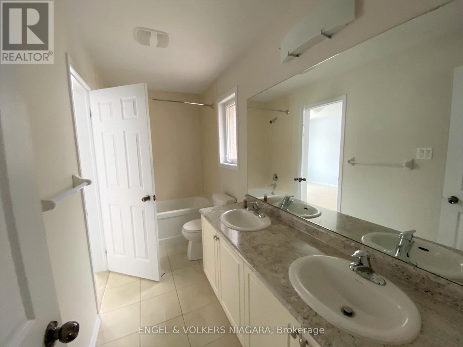 8576 Sweet Chestnut Drive, Niagara Falls, Ontario  L2H 0N1 - Photo 29 - X13679800