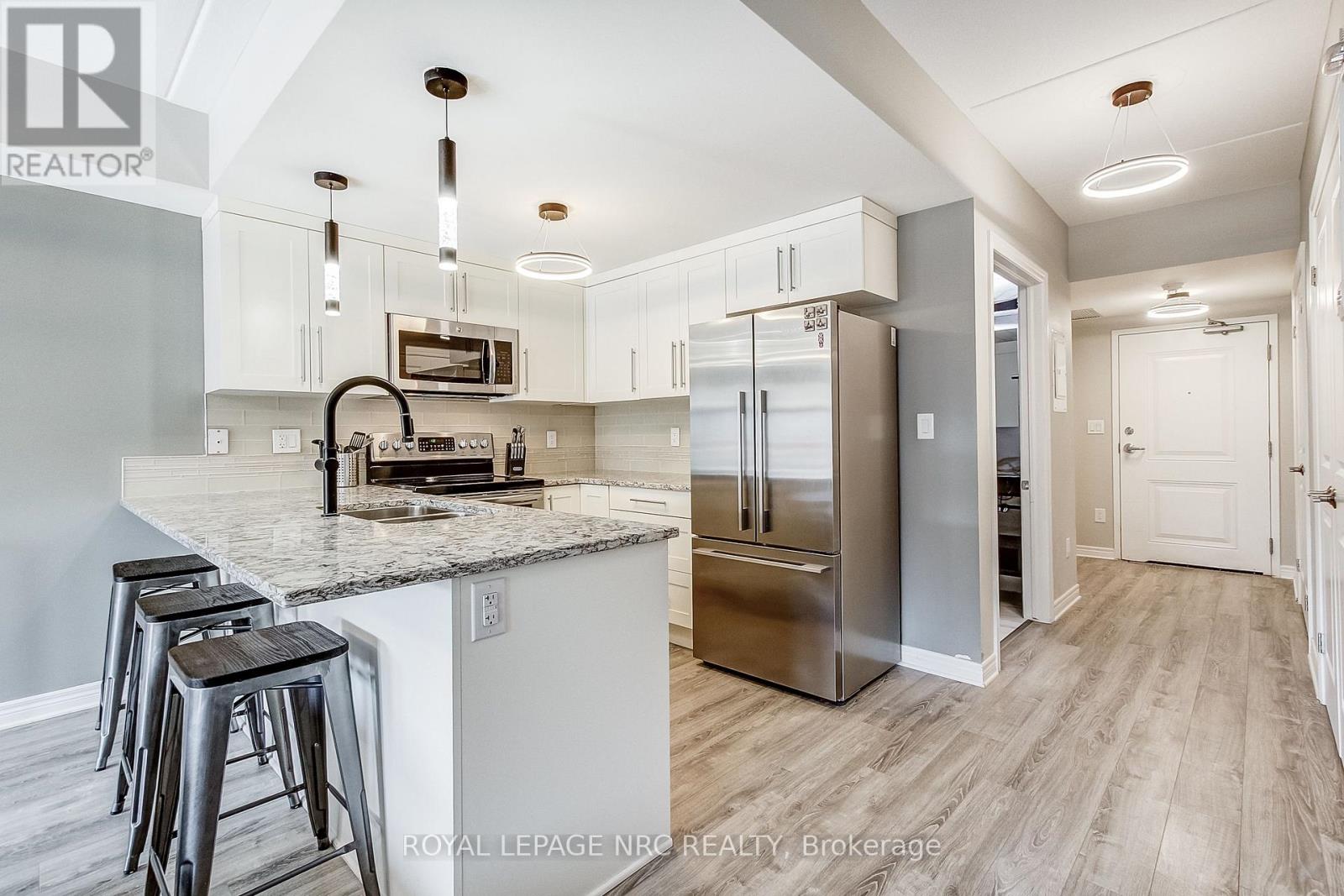 211 - 678 Line 2 Road, Niagara-On-The-Lake, Ontario  L0S 1T0 - Photo 14 - X13680426