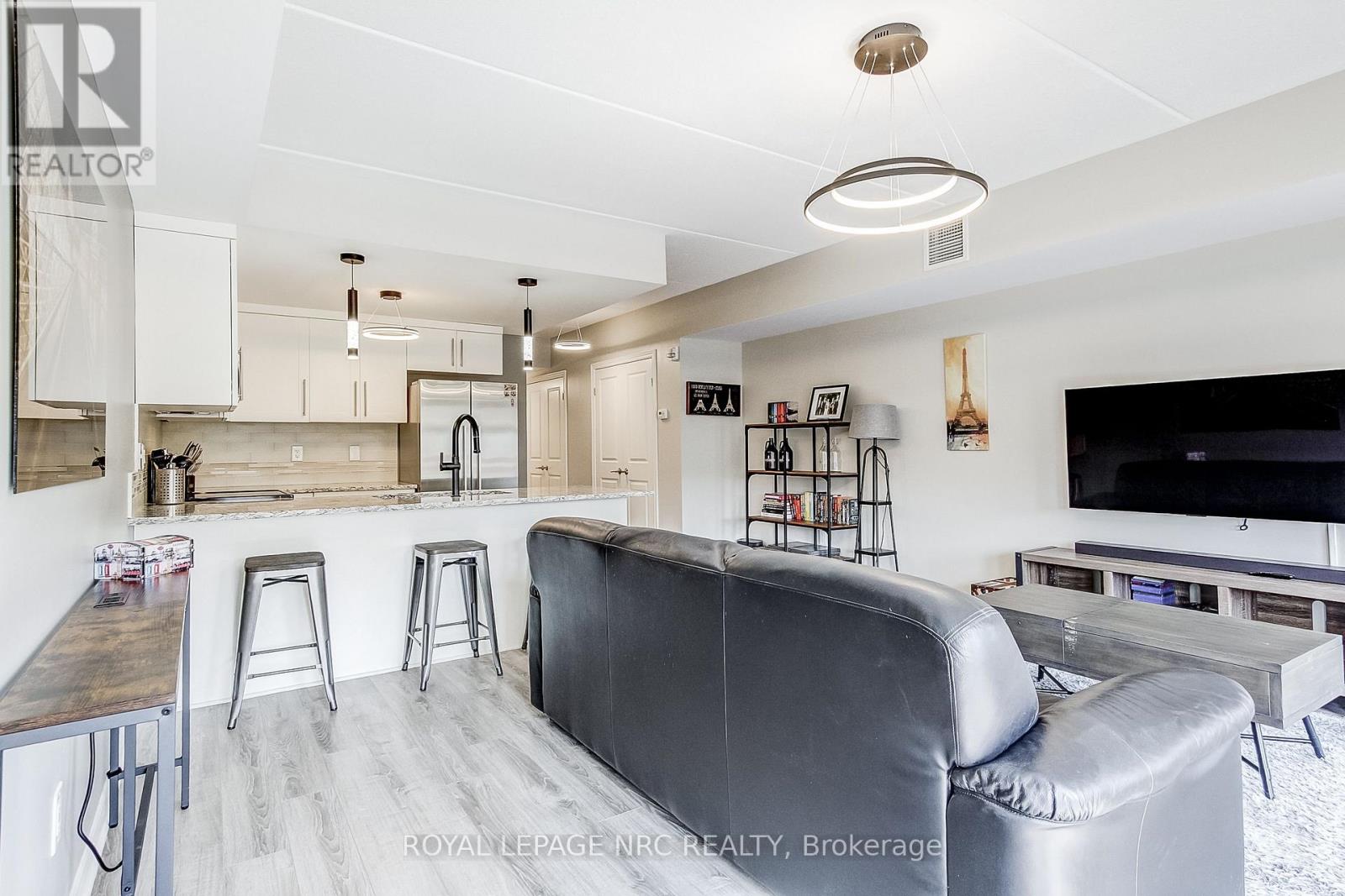 211 - 678 Line 2 Road, Niagara-On-The-Lake, Ontario  L0S 1T0 - Photo 22 - X13680426