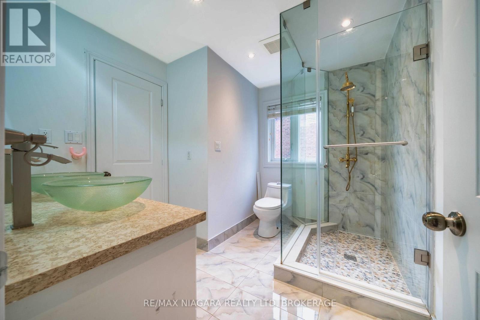 2 Aitken Circle, Markham, Ontario  L3R 7K6 - Photo 24 - N13680650