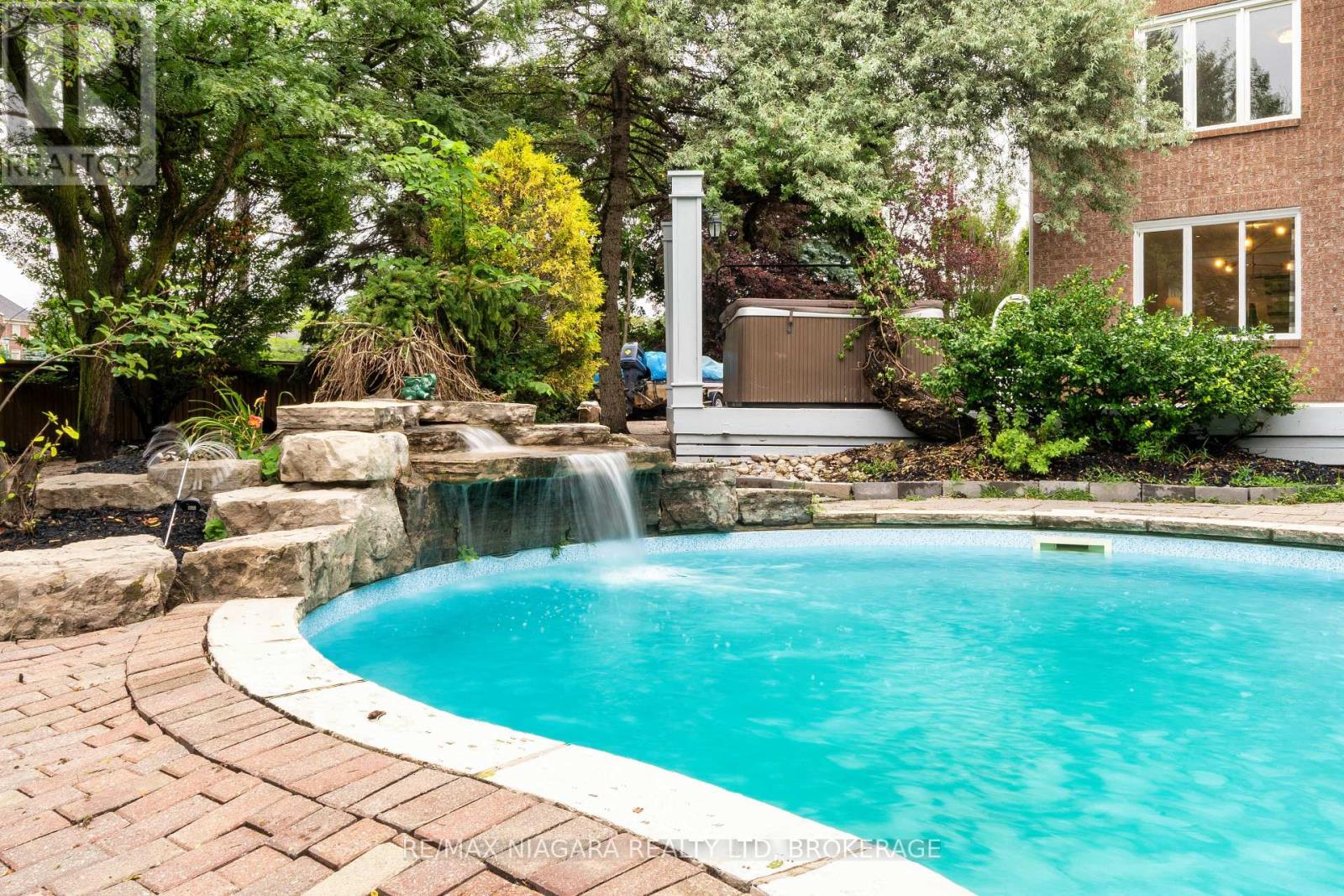 2 Aitken Circle, Markham, Ontario  L3R 7K6 - Photo 47 - N13680650