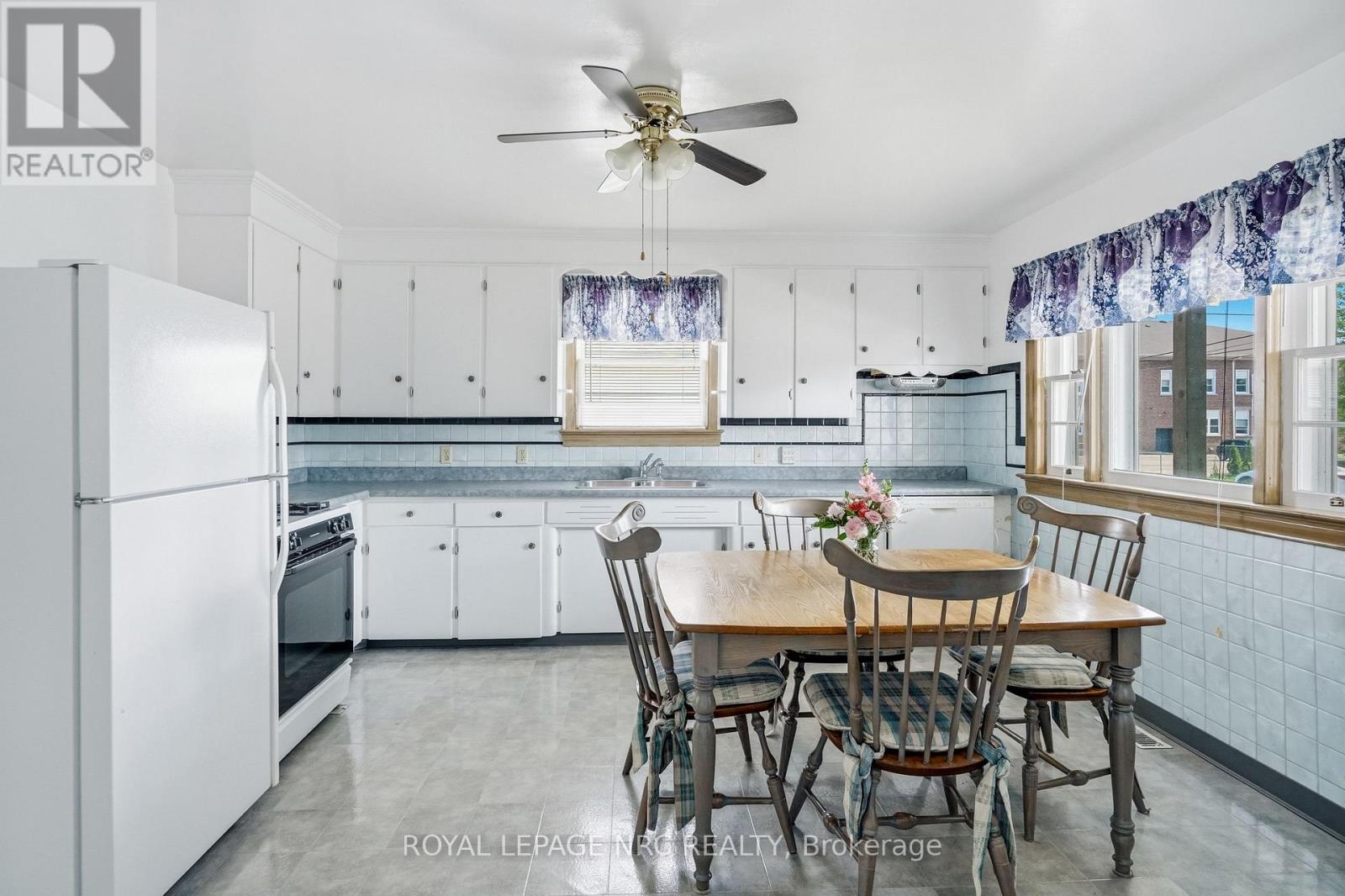 67 Wallace Avenue, Port Colborne, Ontario  L3K 3X5 - Photo 8 - X13681498