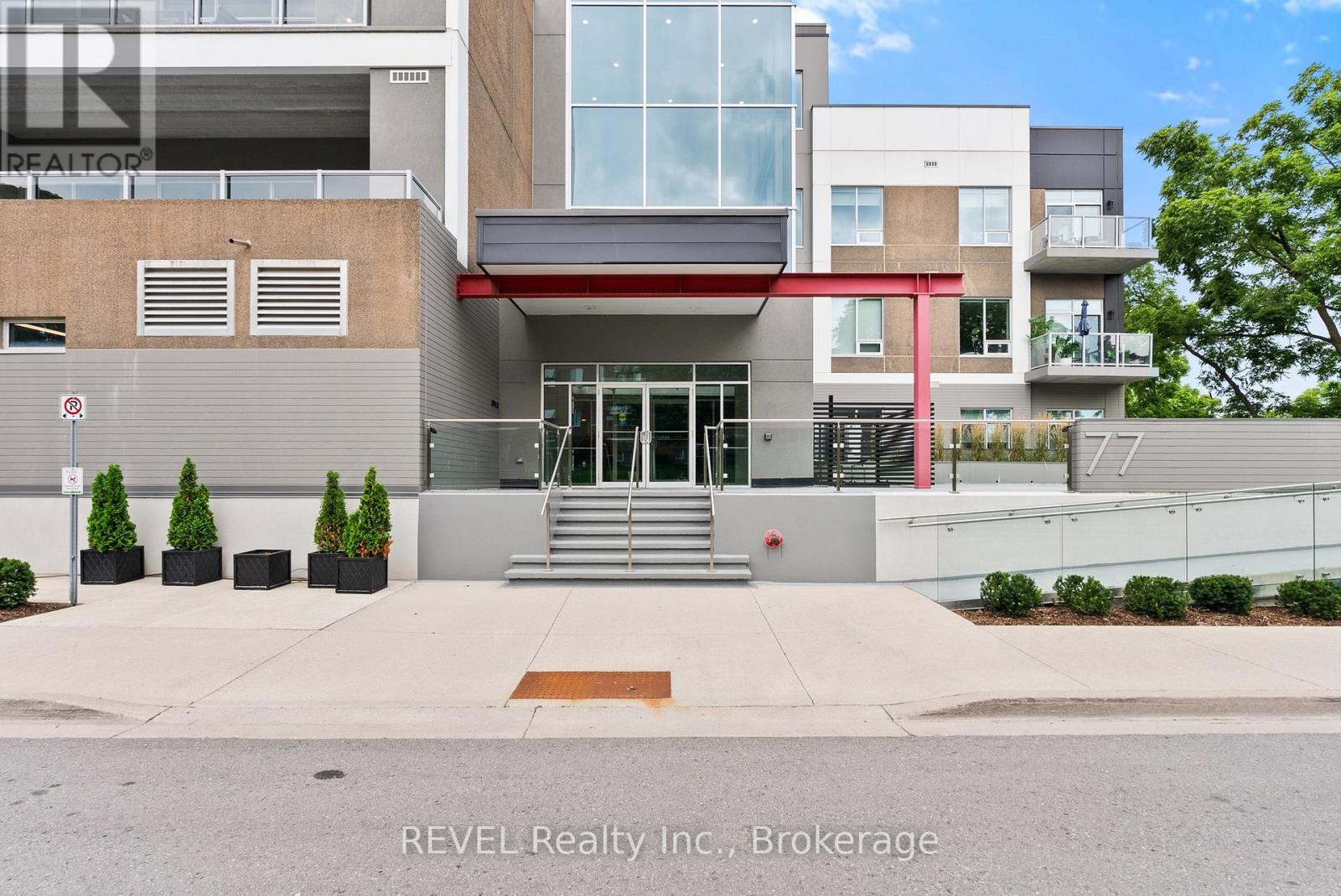 404 - 77 Yates Street, St. Catharines, Ontario  L2R 0C4 - Photo 4 - X13681590