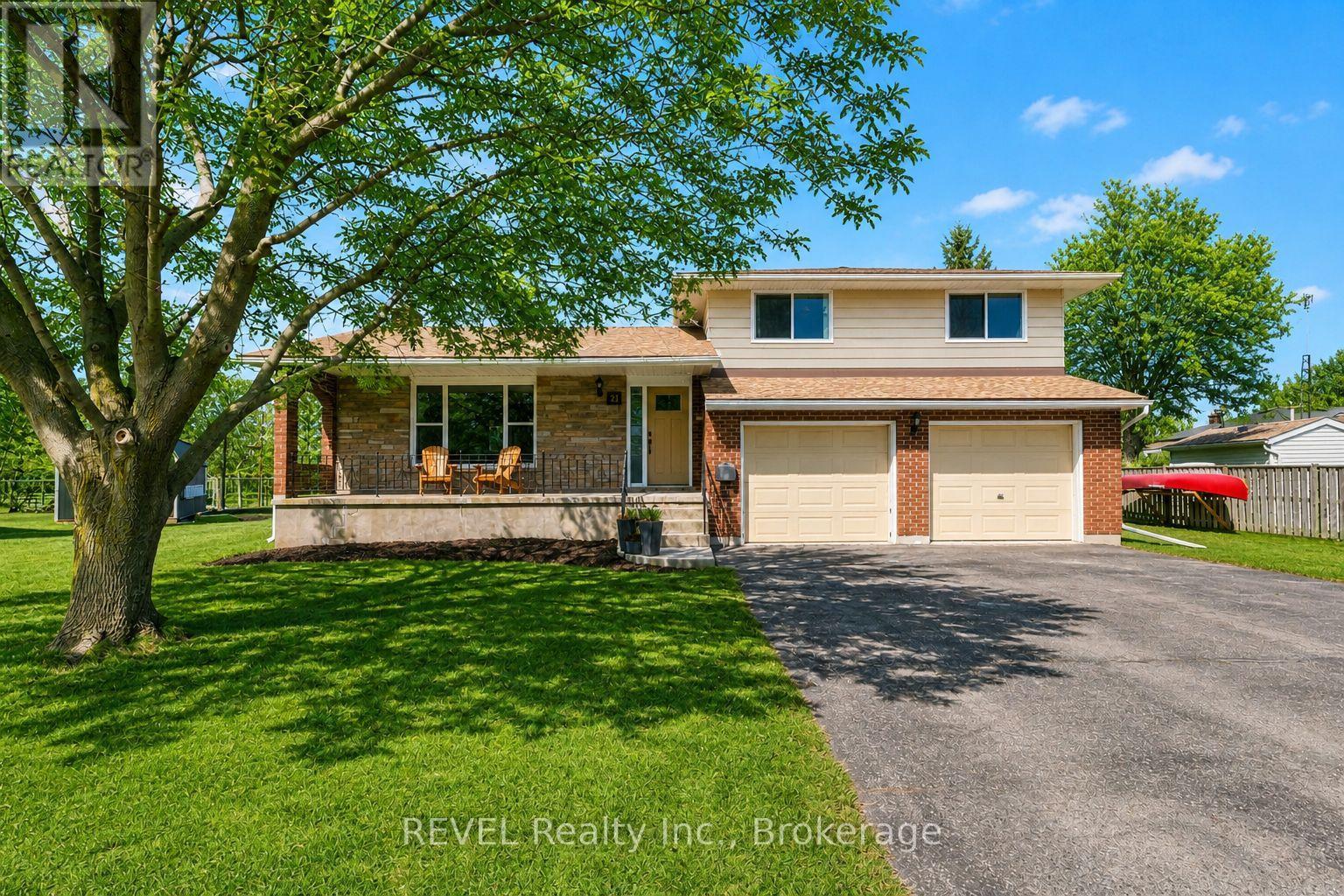 21 LENA CRESCENT, Port Colborne, Ontario