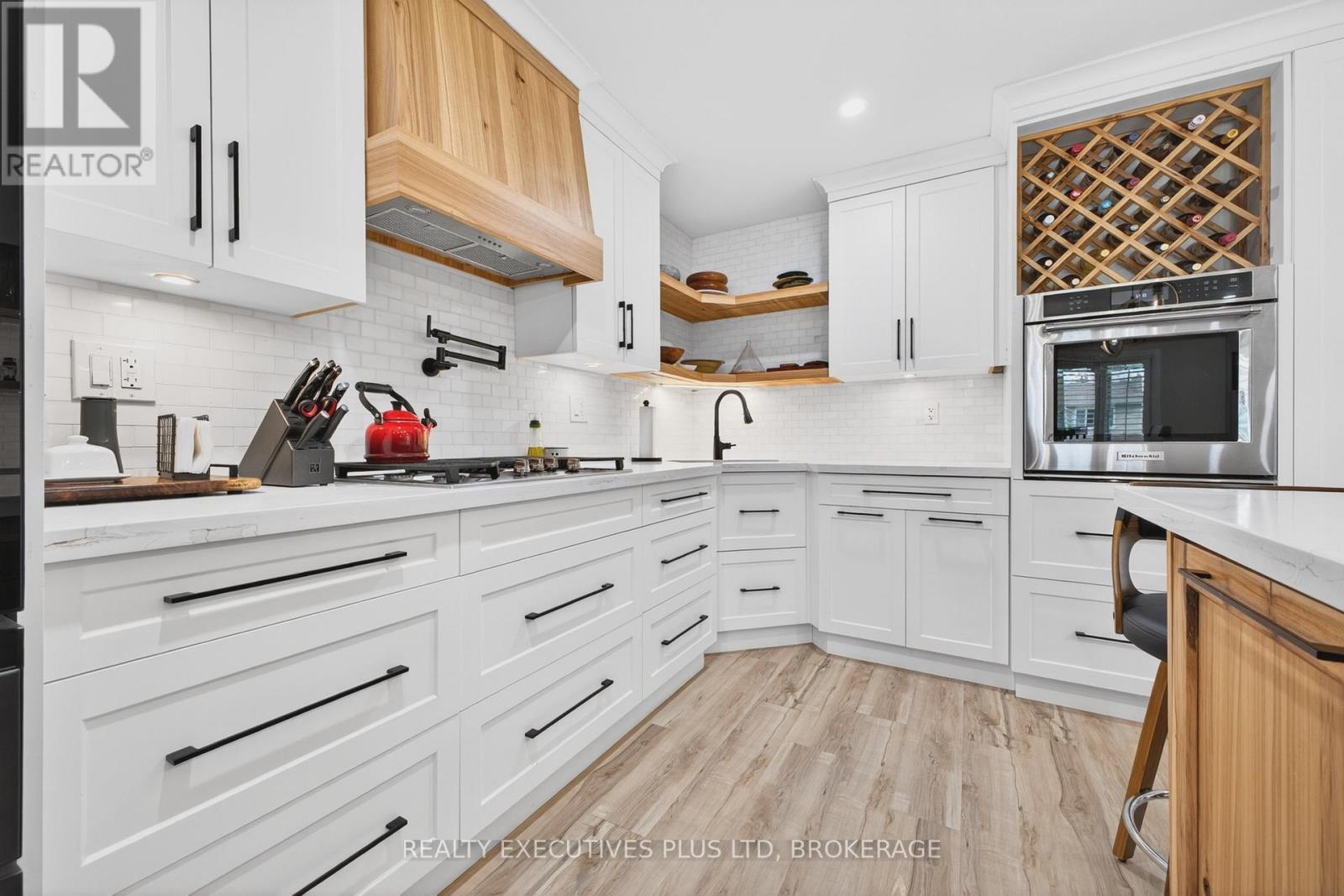 6410 Sherwood Road, Niagara Falls, Ontario  L2E 5M1 - Photo 11 - X13681630