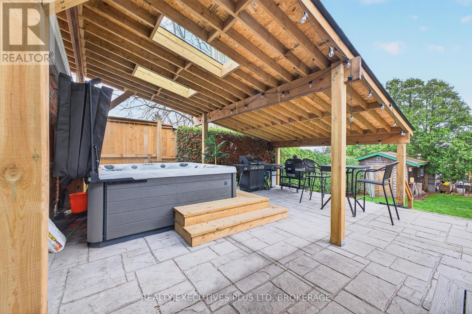 6410 Sherwood Road, Niagara Falls, Ontario  L2E 5M1 - Photo 35 - X13681630