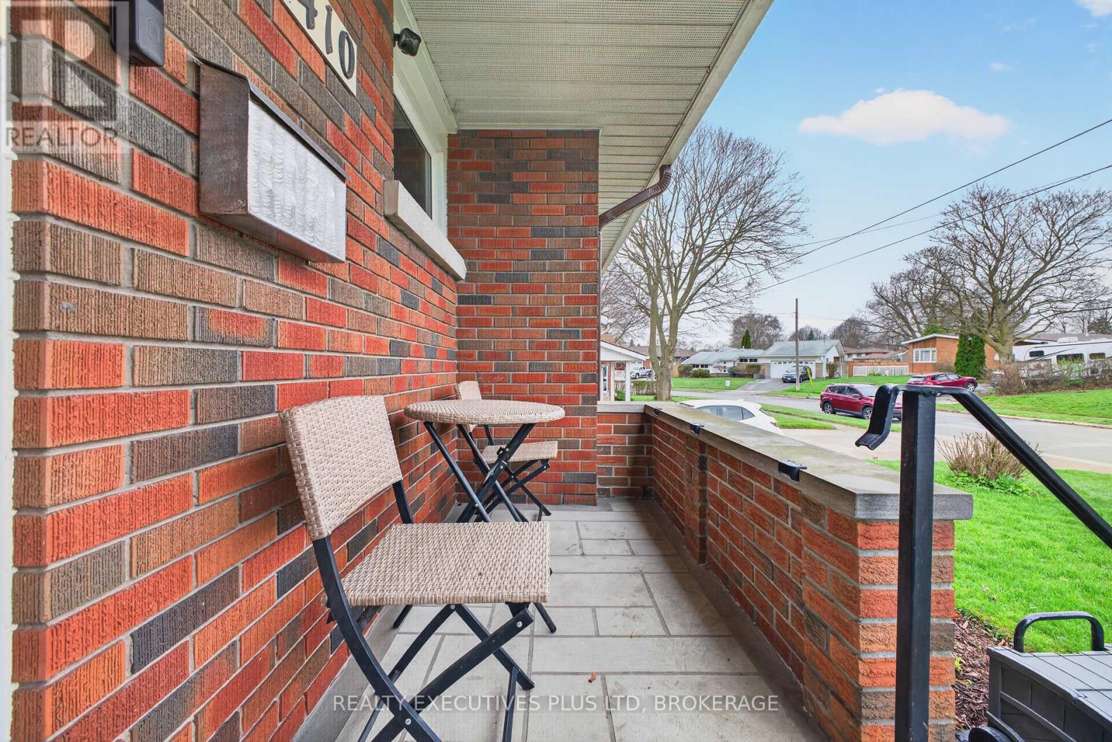 6410 Sherwood Road, Niagara Falls, Ontario  L2E 5M1 - Photo 5 - X13681630