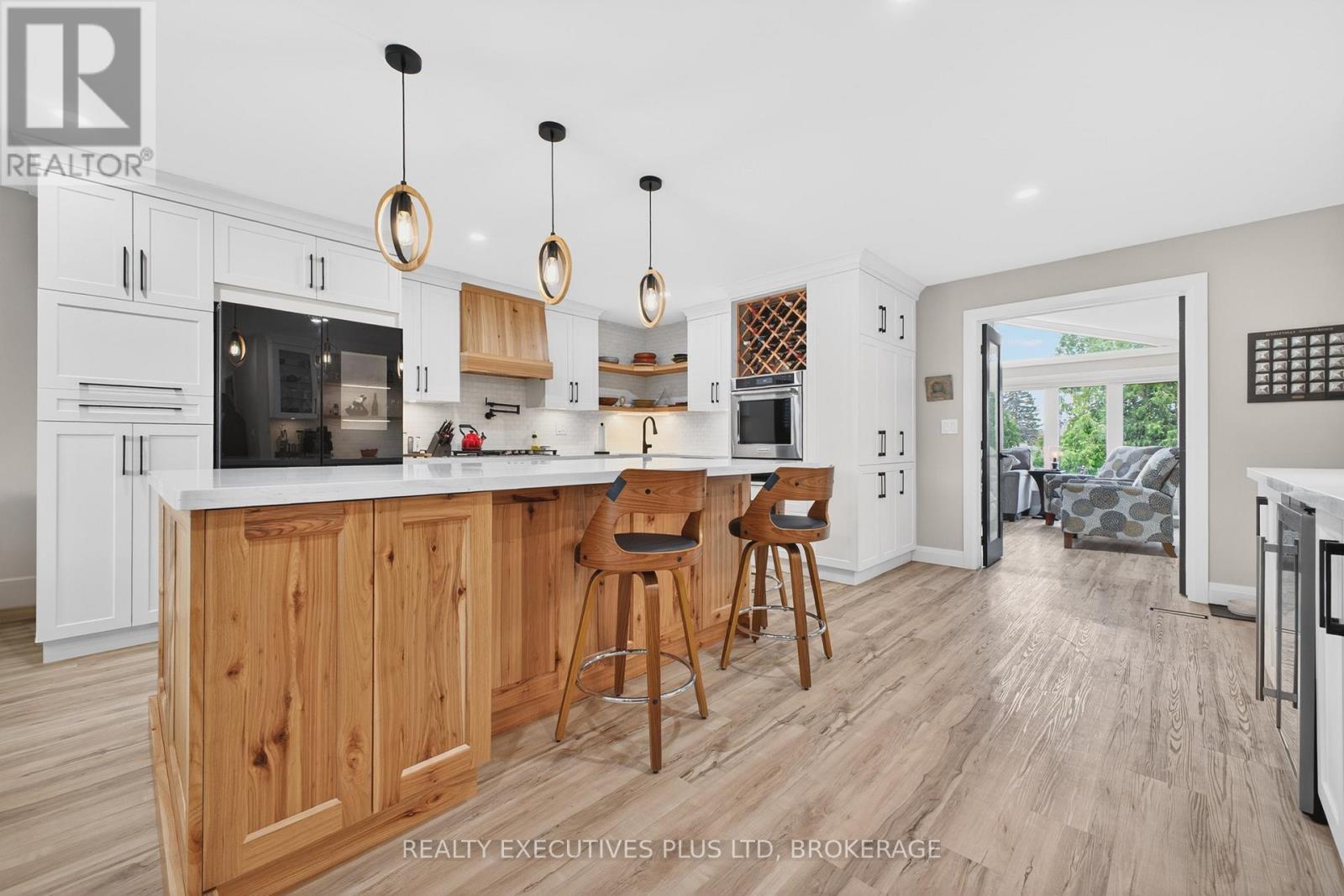 6410 Sherwood Road, Niagara Falls, Ontario  L2E 5M1 - Photo 7 - X13681630