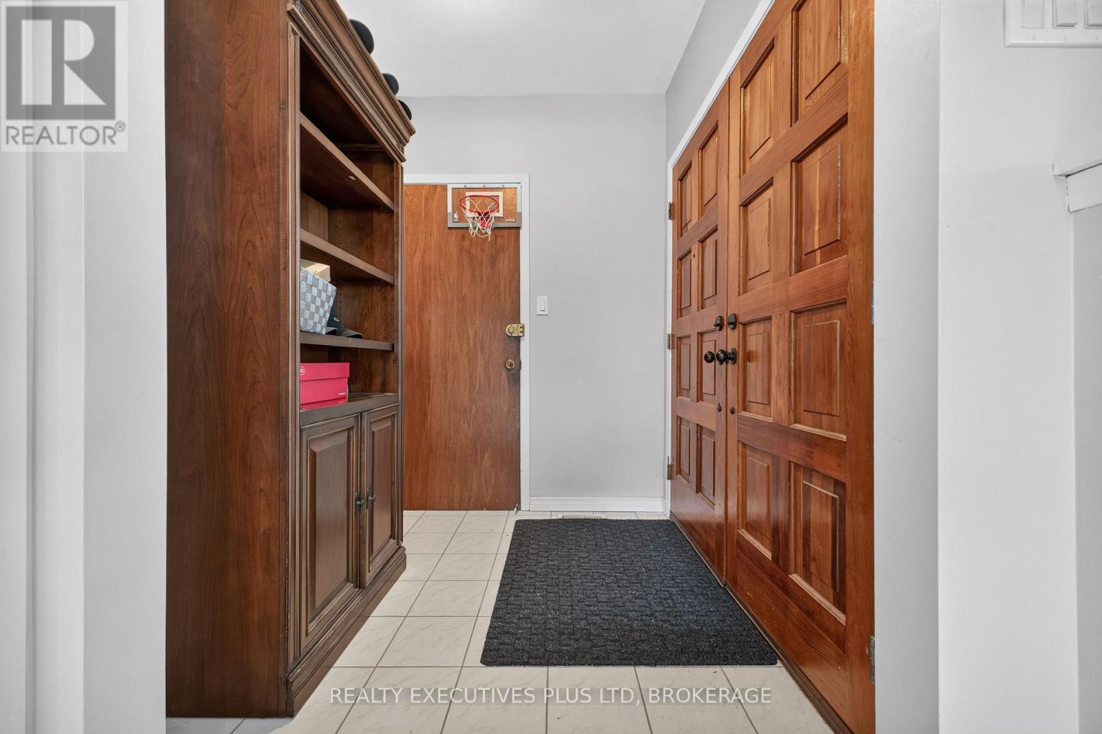 6245 Pitton Road, Niagara Falls, Ontario  L2H 1S2 - Photo 13 - X13681782