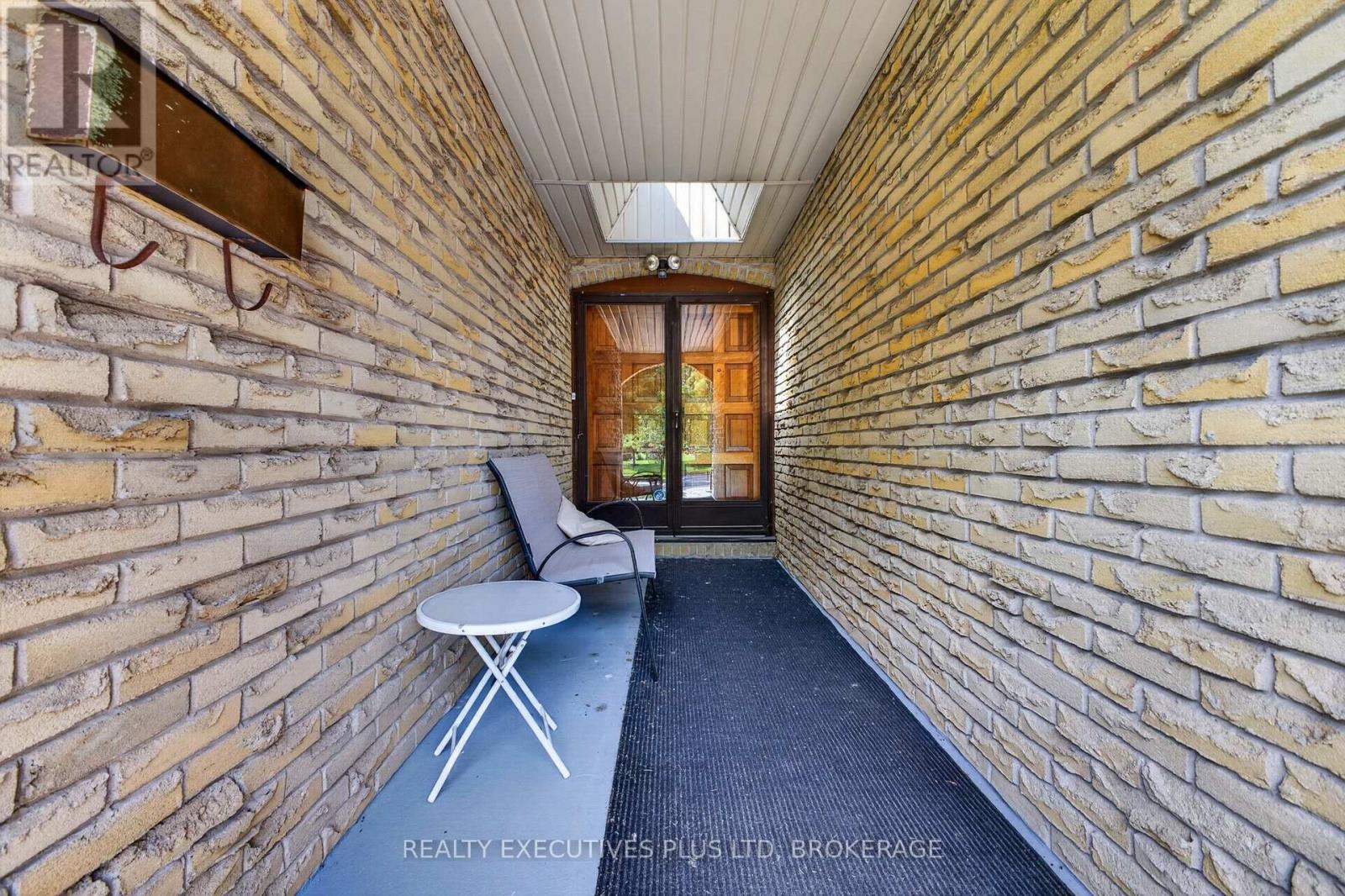 6245 Pitton Road, Niagara Falls, Ontario  L2H 1S2 - Photo 4 - X13681782