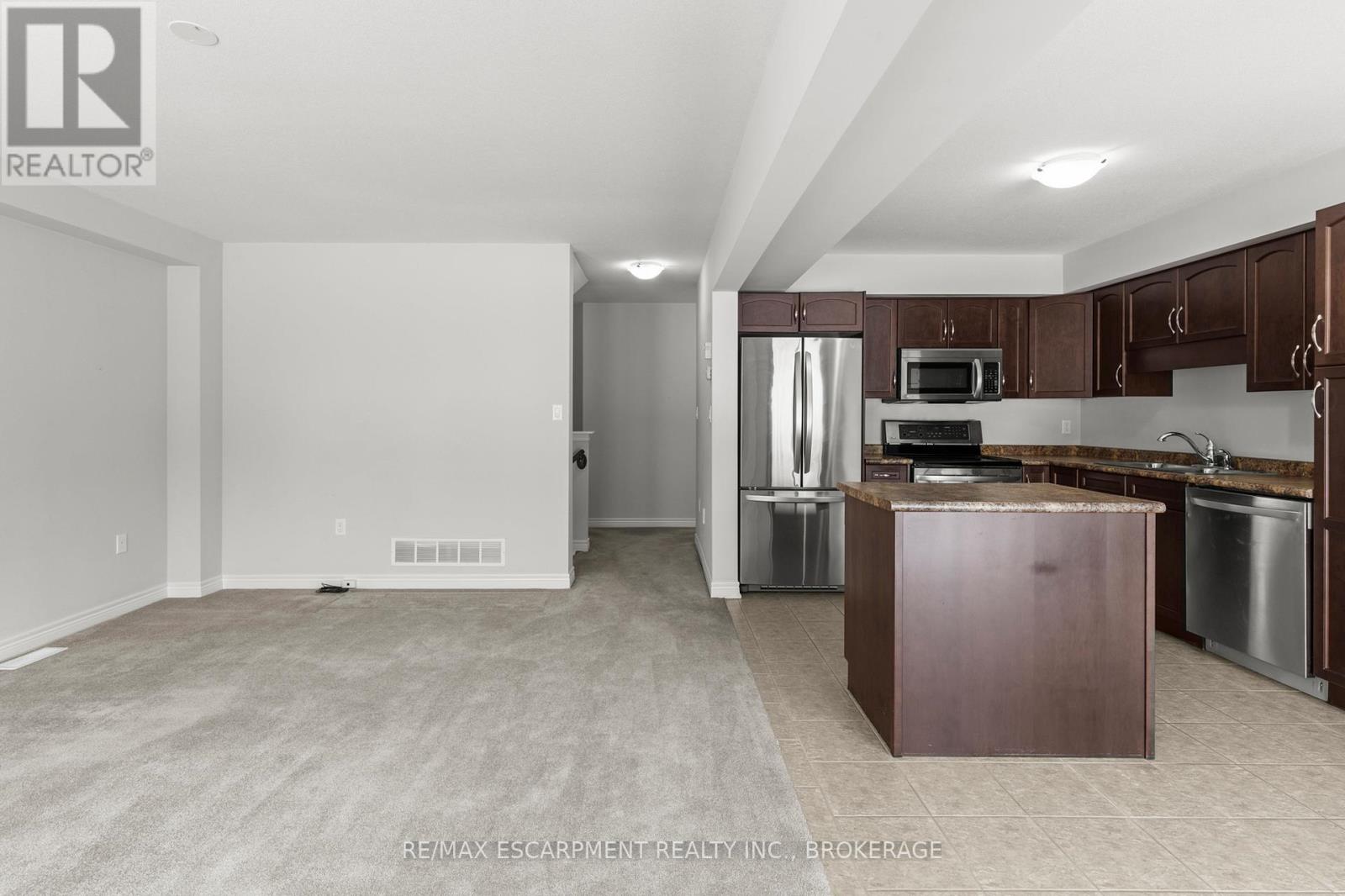 Main - 141 Winterberry Boulevard, Thorold, Ontario  L2V 5G6 - Photo 9 - X13681828