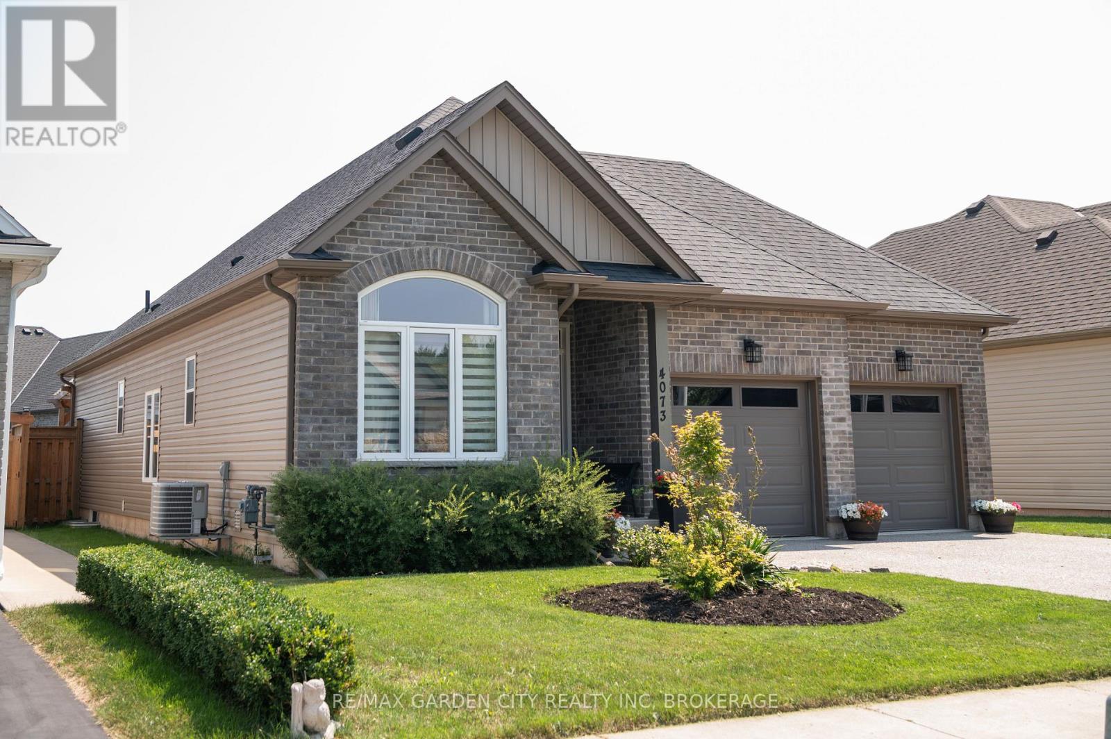 4073 VILLAGE CREEK DRIVE, Fort Erie, Ontario