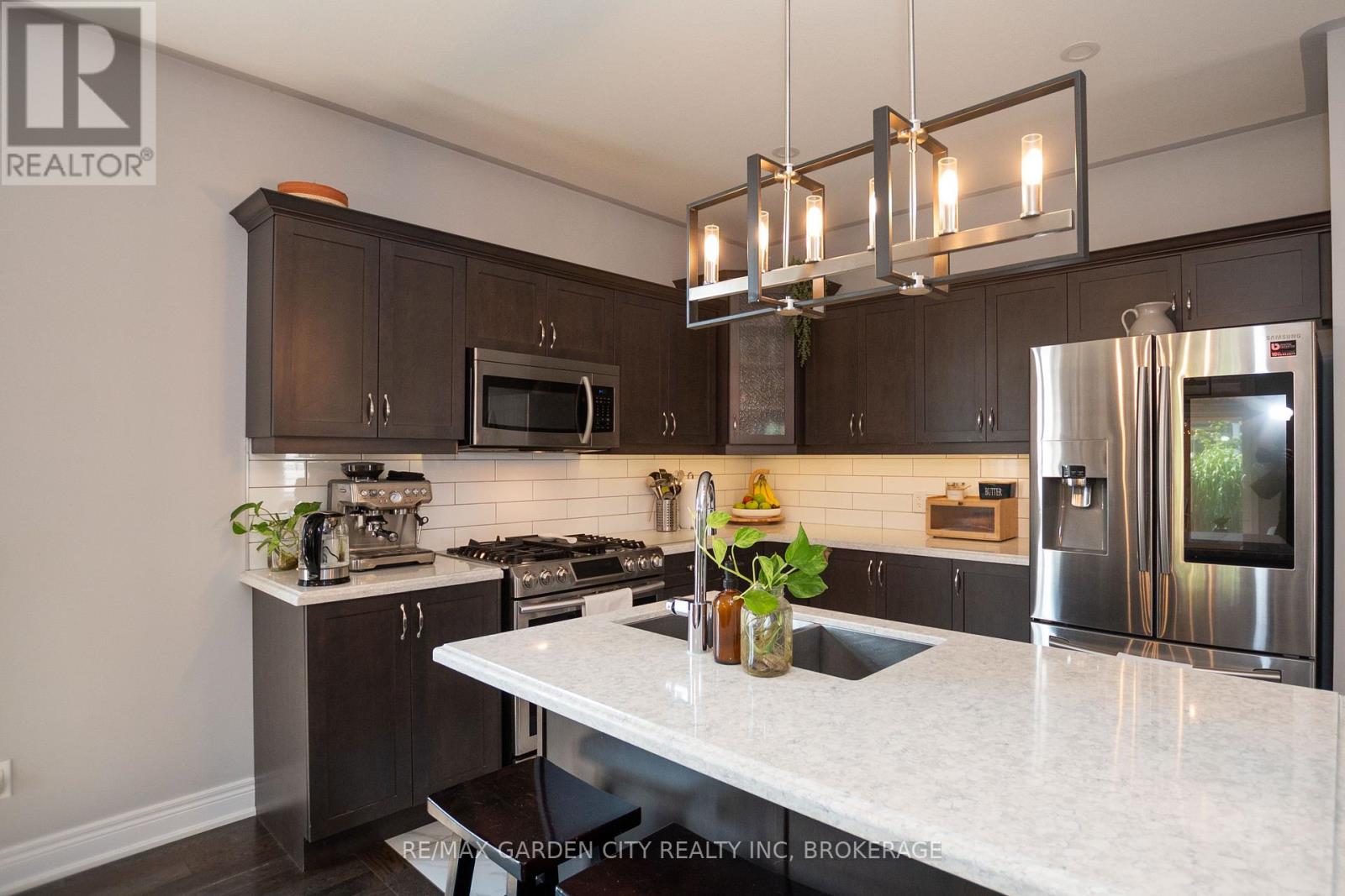 4073 Village Creek Drive, Fort Erie, Ontario  L0S 1S0 - Photo 10 - X13682680