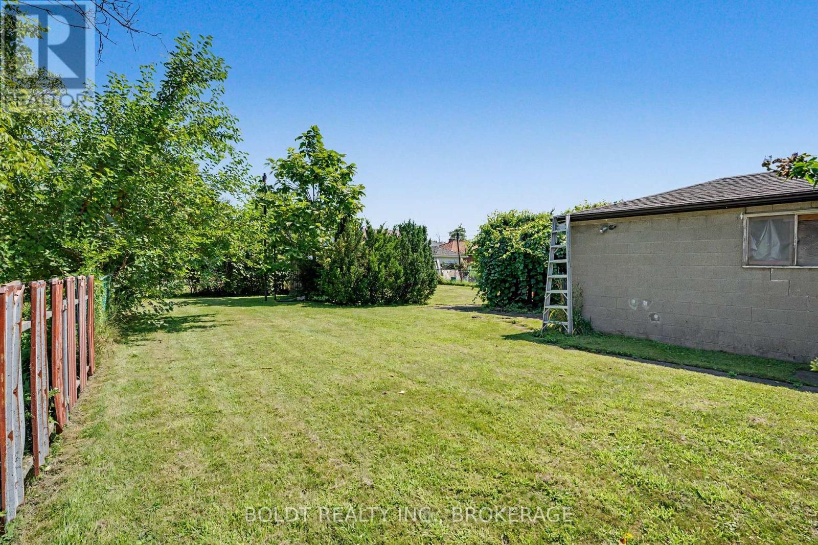 5568 Drummond Road, Niagara Falls, Ontario  L2G 4L3 - Photo 23 - X13683874