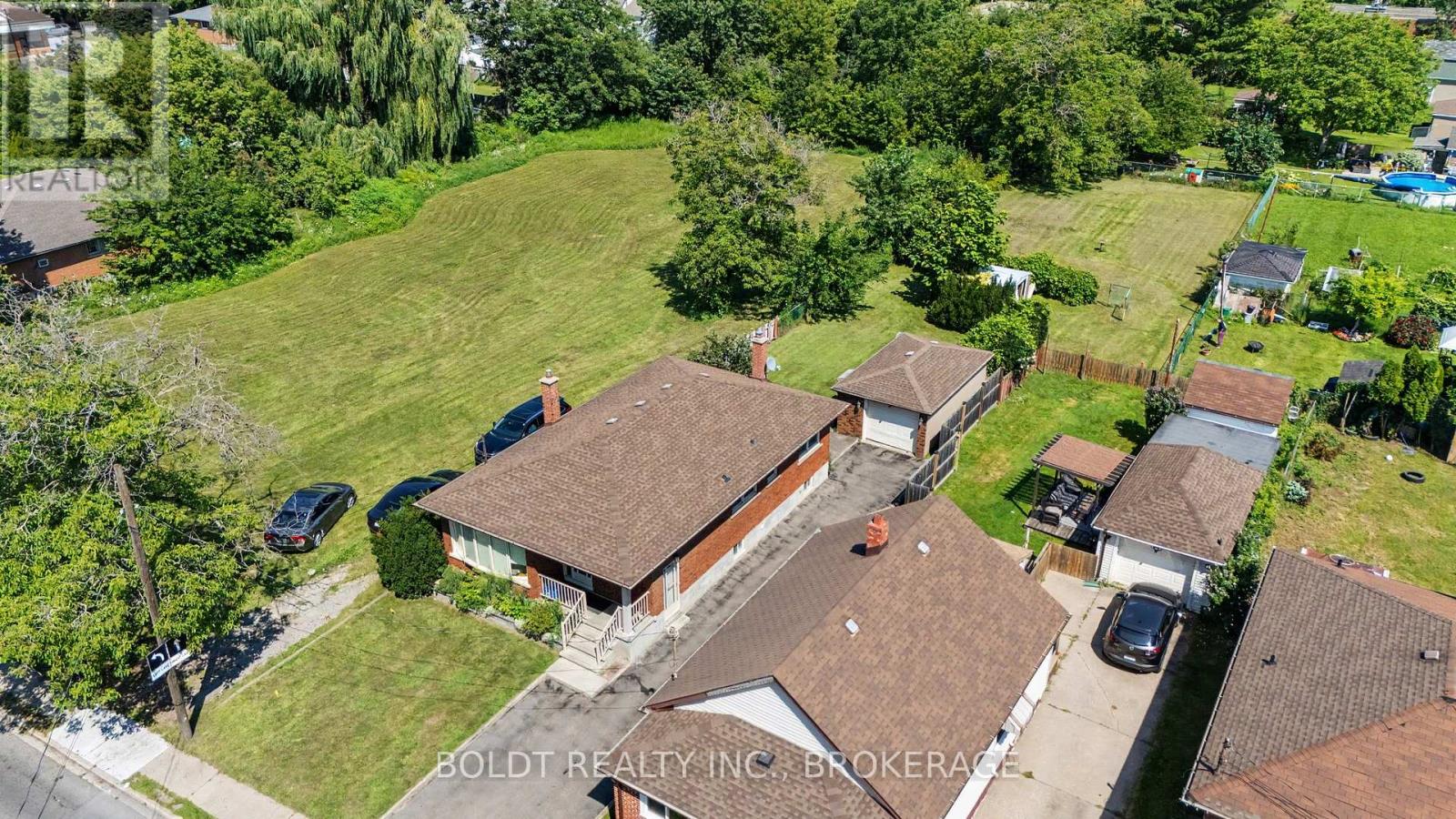 5568 Drummond Road, Niagara Falls, Ontario  L2G 4L3 - Photo 34 - X13683874