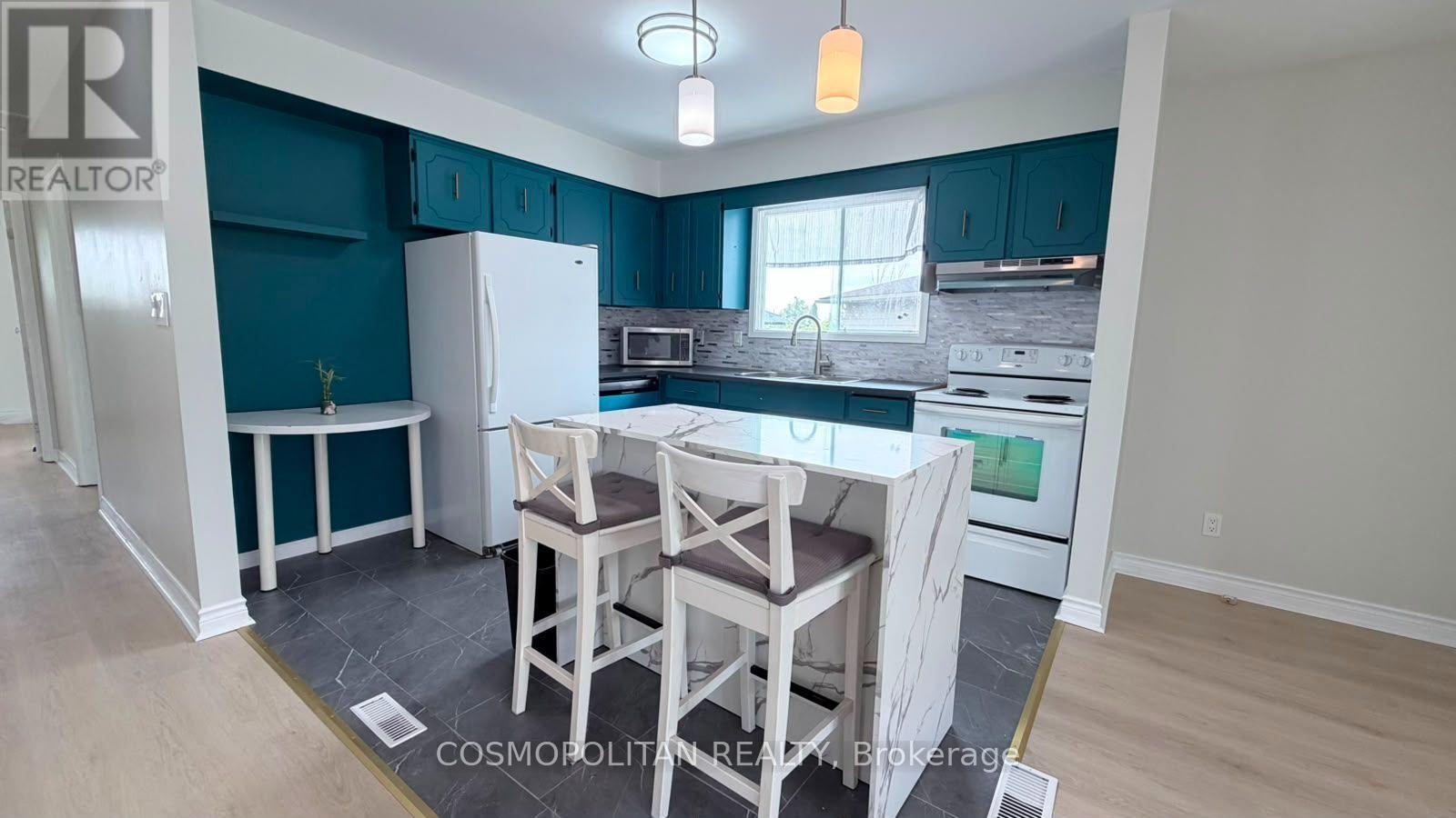 7709 Ronnie Crescent, Niagara Falls, Ontario  L2G 7M1 - Photo 4 - X13684890