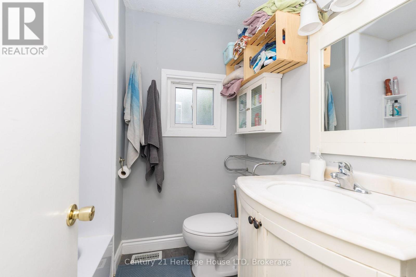 164 Lake Street, St. Catharines, Ontario  L2R 5Y7 - Photo 23 - X13685044