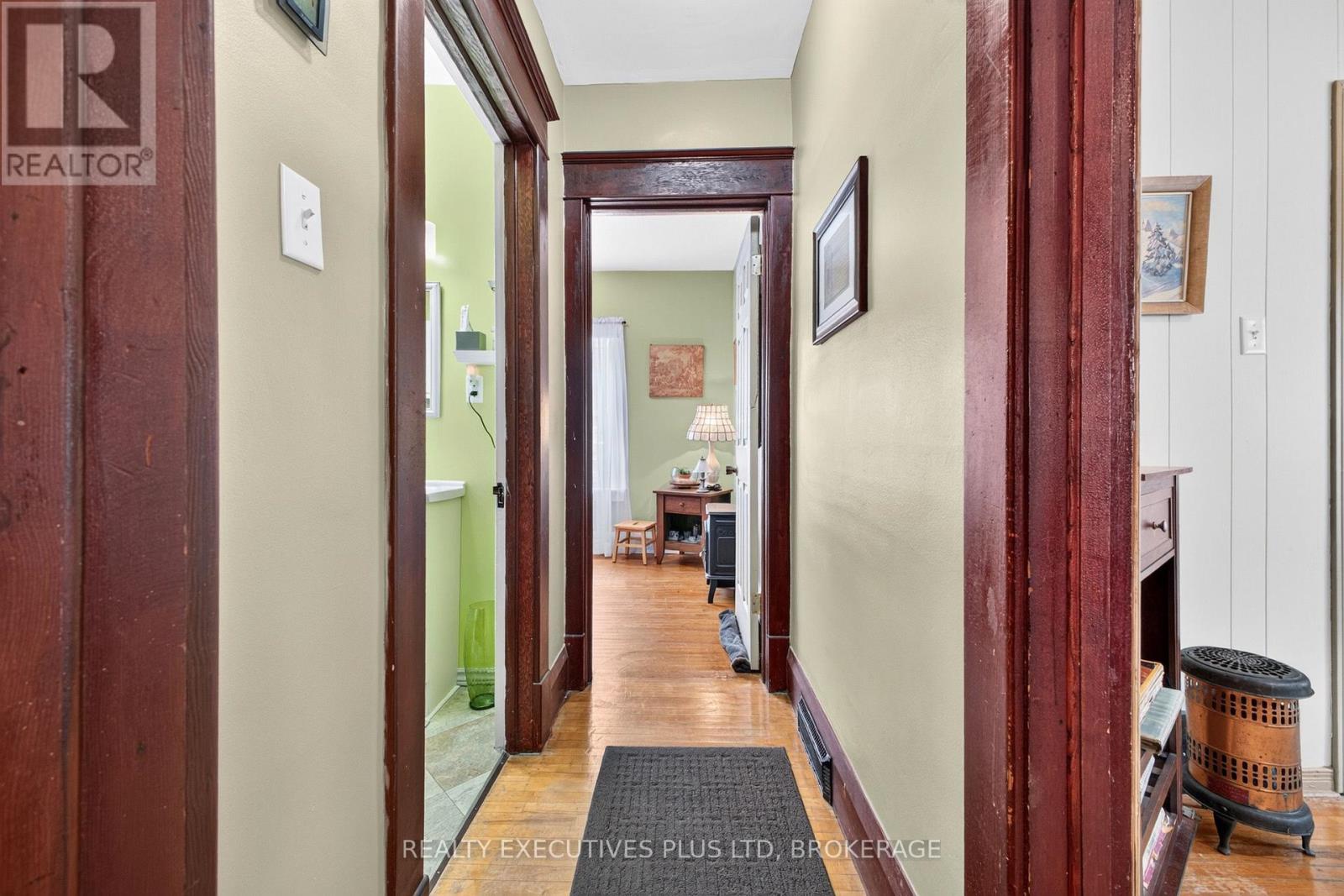 5179 Huron Street, Niagara Falls, Ontario  L2E 2K2 - Photo 17 - X13685976
