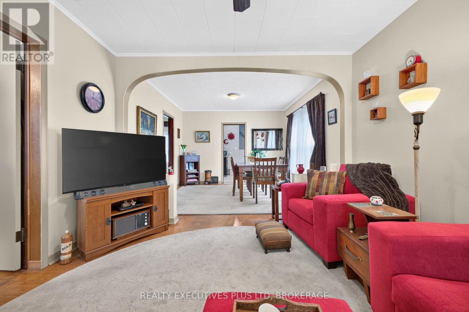 5179 Huron Street, Niagara Falls, Ontario  L2E 2K2 - Photo 6 - X13685976