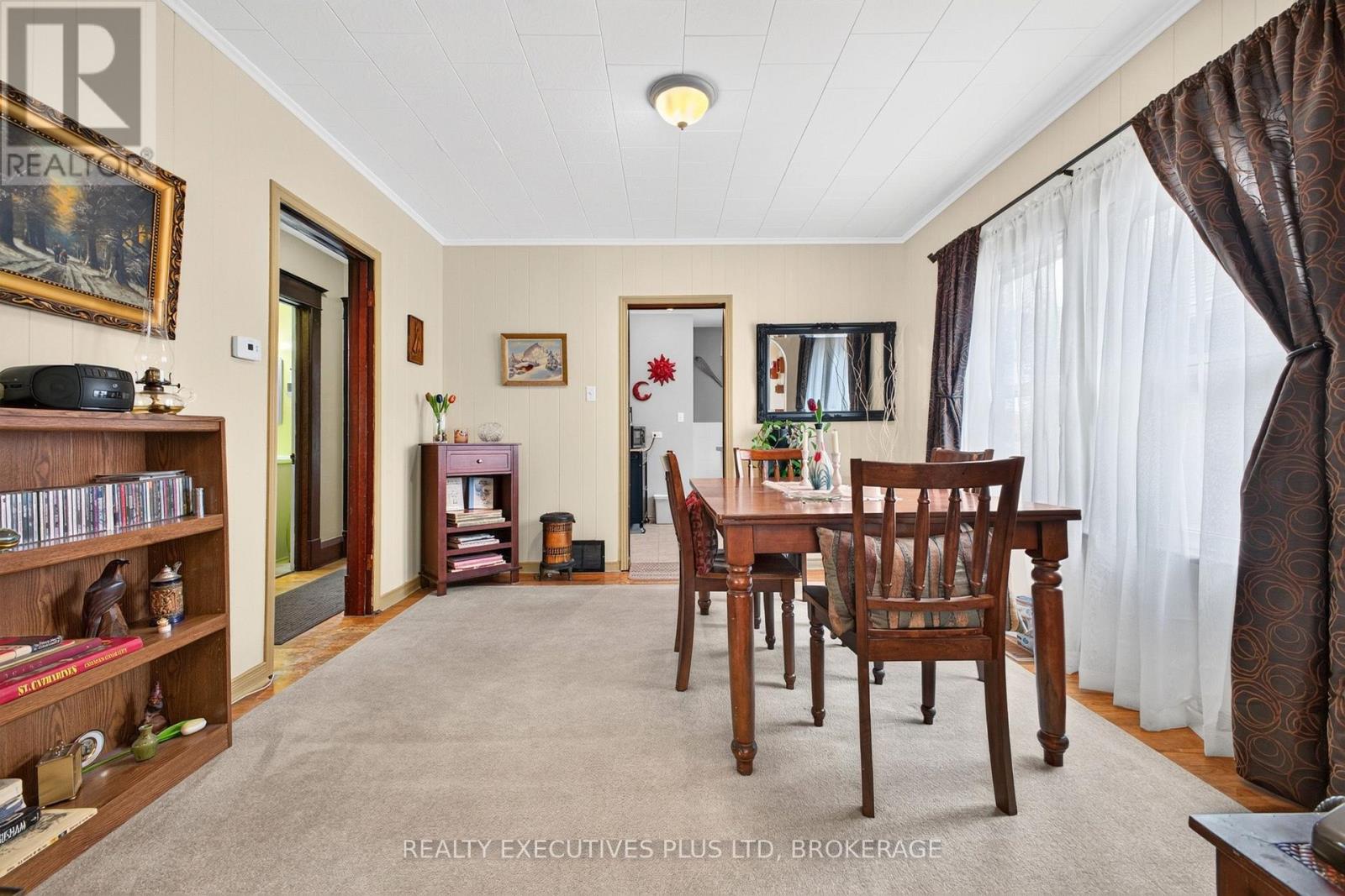 5179 Huron Street, Niagara Falls, Ontario  L2E 2K2 - Photo 9 - X13685976