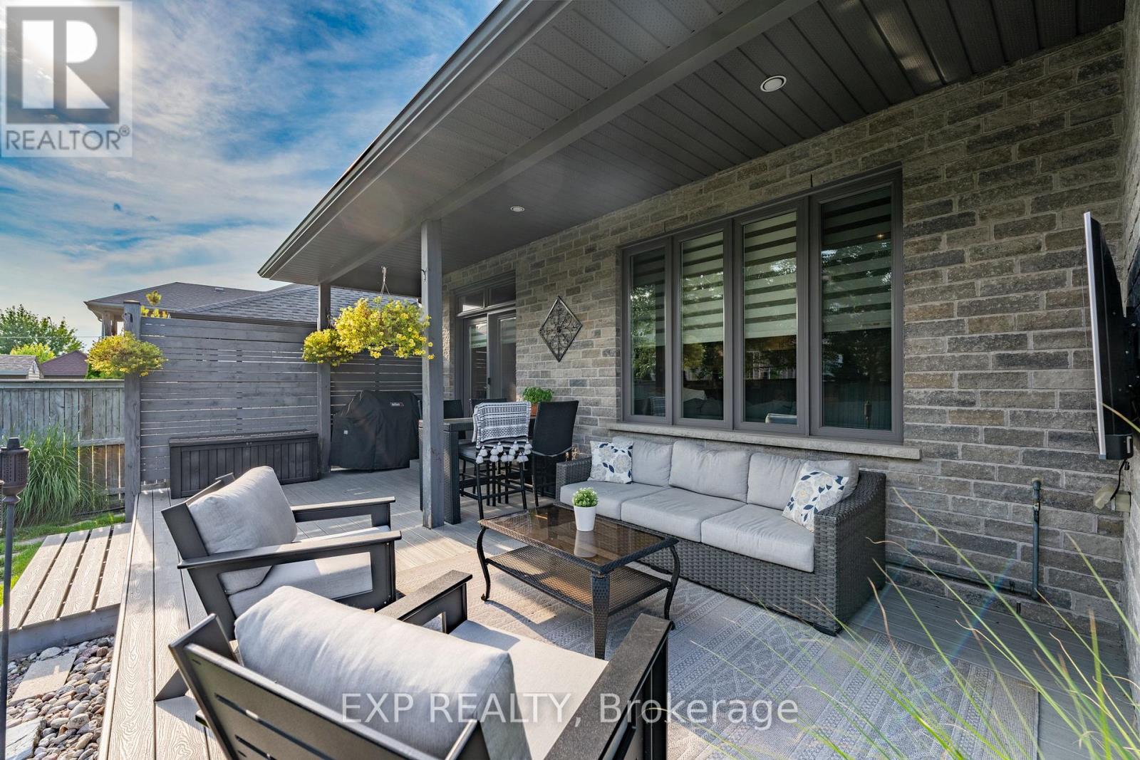 8736 Angie Drive, Niagara Falls, Ontario  L2H 0H9 - Photo 42 - X13686642