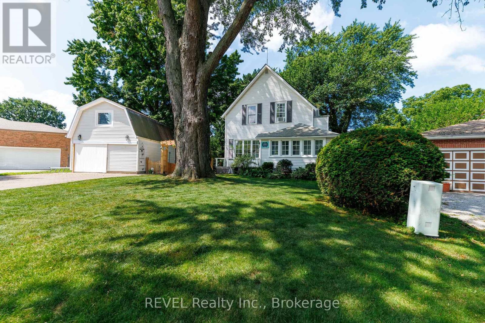 2791 NEPTUNE CRESCENT, Niagara Falls, Ontario