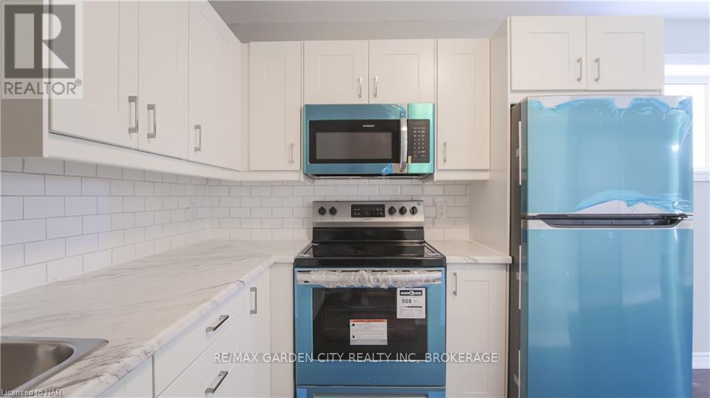 Lower - 113 Thorold Road, Welland, Ontario  L3C 3V1 - Photo 8 - X13687114