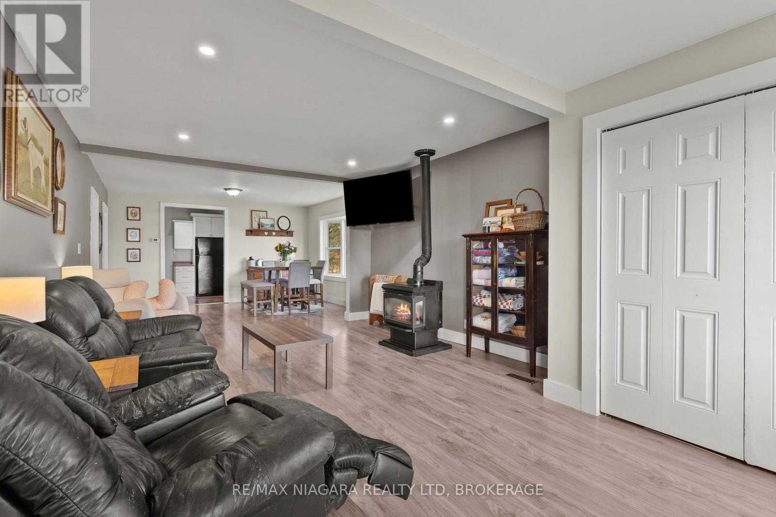 702 Main Street W, Port Colborne, Ontario  L3K 5V4 - Photo 17 - X13687216