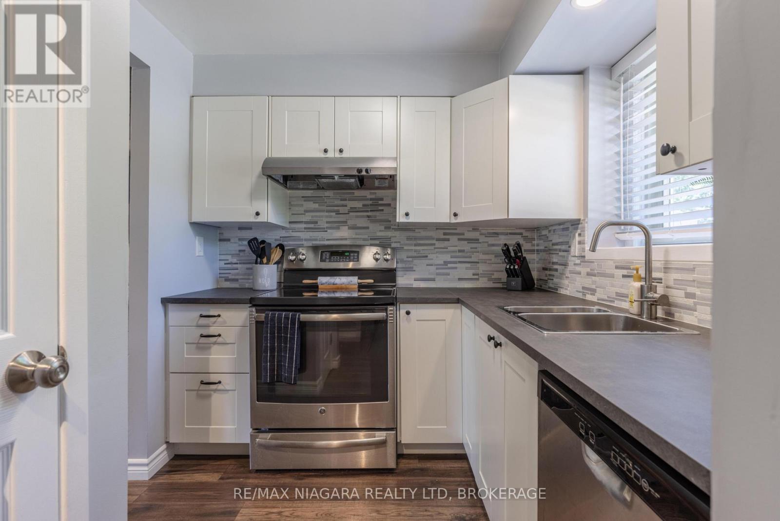 67 - 25 Linfield Drive, St. Catharines, Ontario  L2N 5T7 - Photo 4 - X13687380