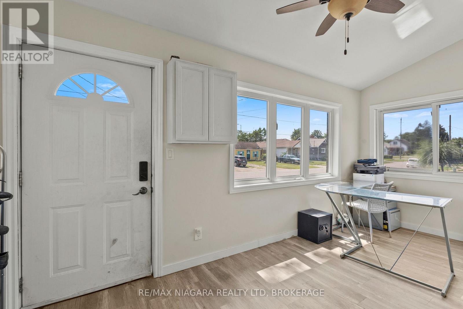 6293 Bellevue Street, Niagara Falls, Ontario  L2E 1Y9 - Photo 5 - X13688464