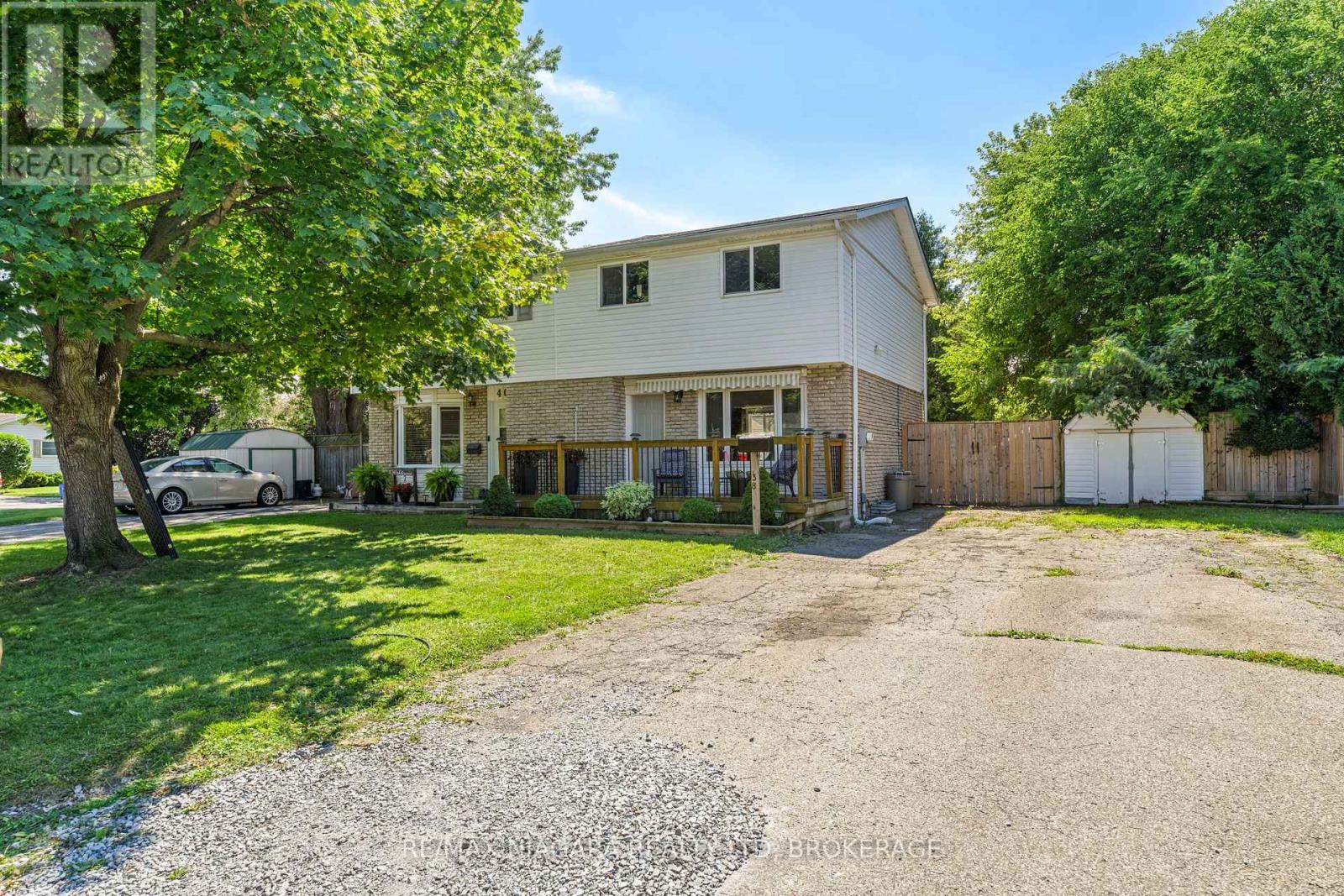 38 MCCORDICK DRIVE, St. Catharines, Ontario