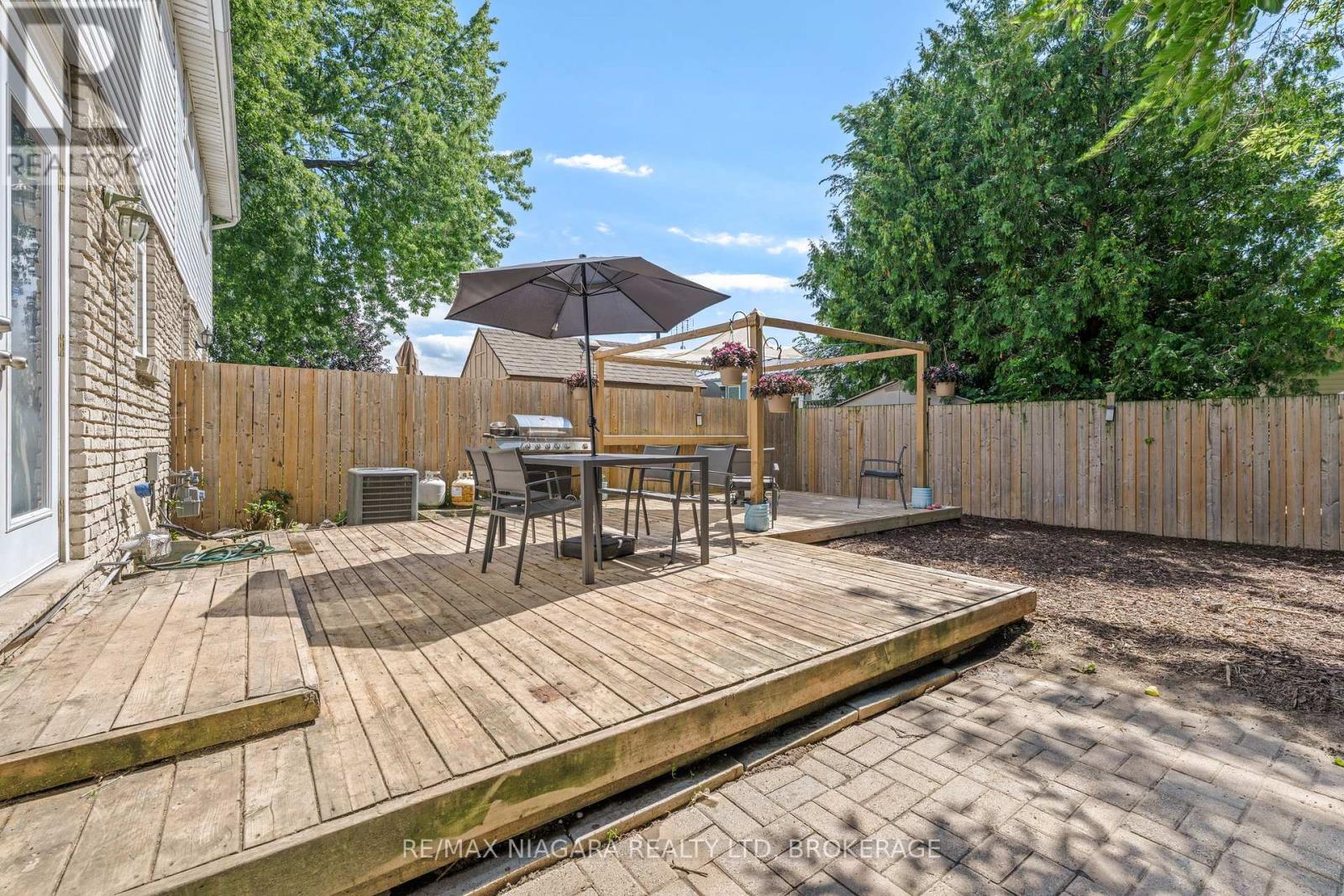 38 Mccordick Drive, St. Catharines, Ontario  L2N 6S3 - Photo 2 - X13689152