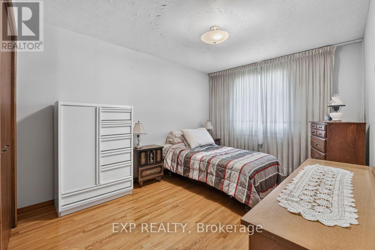 1370 Pound Avenue, Fort Erie, Ontario  L2A 6A3 - Photo 25 - X13689298
