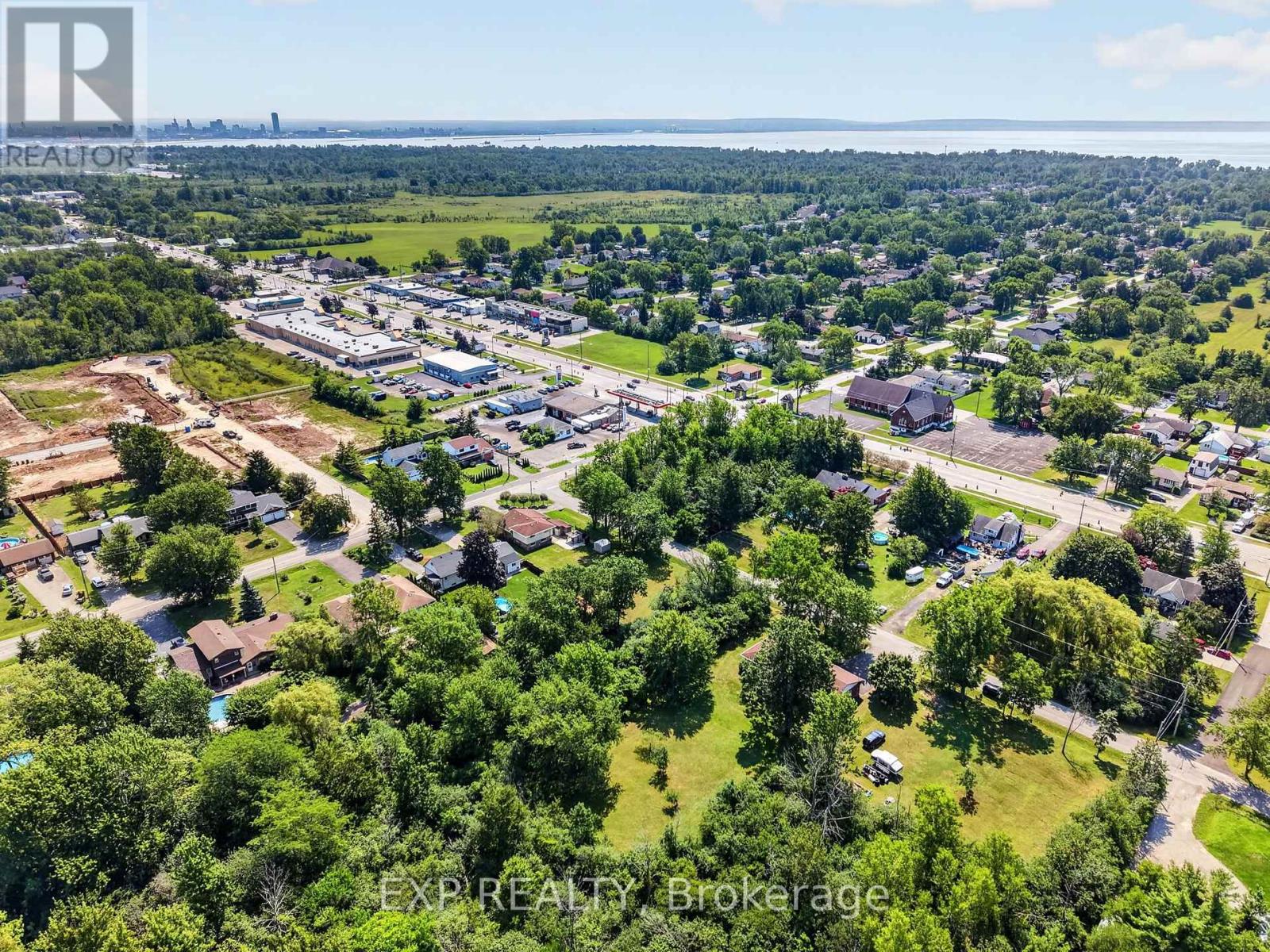1370 Pound Avenue, Fort Erie, Ontario  L2A 6A3 - Photo 45 - X13689298