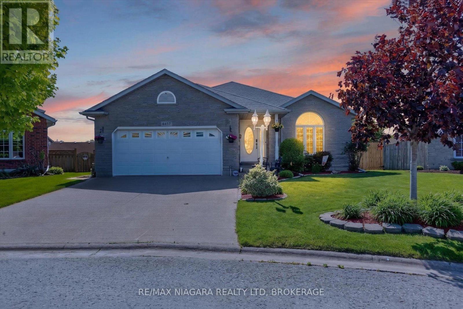 4457 KATHLEEN CRESCENT, Niagara Falls, Ontario