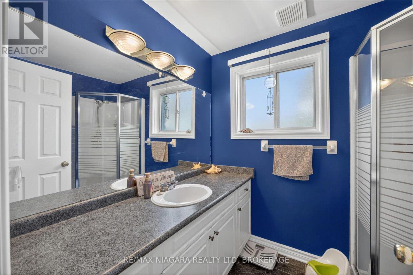 4457 Kathleen Crescent, Niagara Falls, Ontario  L2H 3H8 - Photo 28 - X13689902