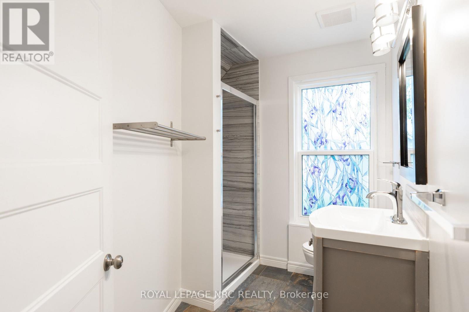 4713 Cookman Crescent N, Niagara Falls, Ontario  L2E 1C1 - Photo 15 - X13689906