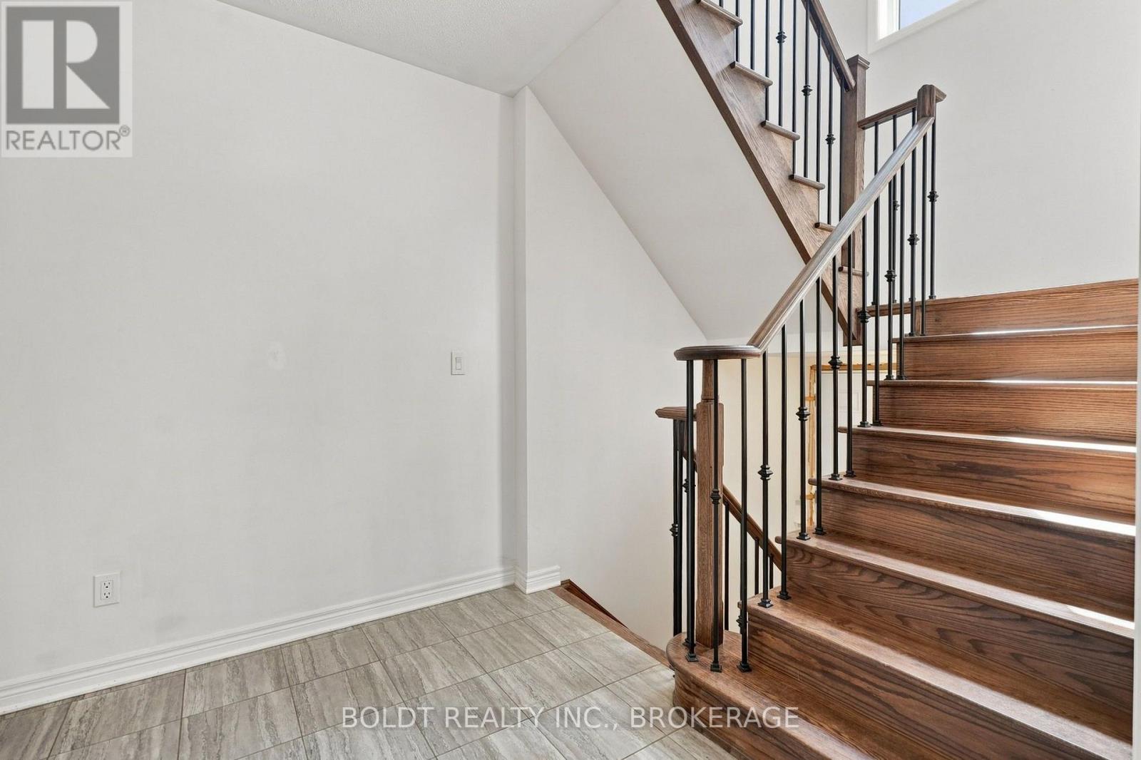 85 Homestead Way, Thorold, Ontario  L2V 0J8 - Photo 18 - X13690078