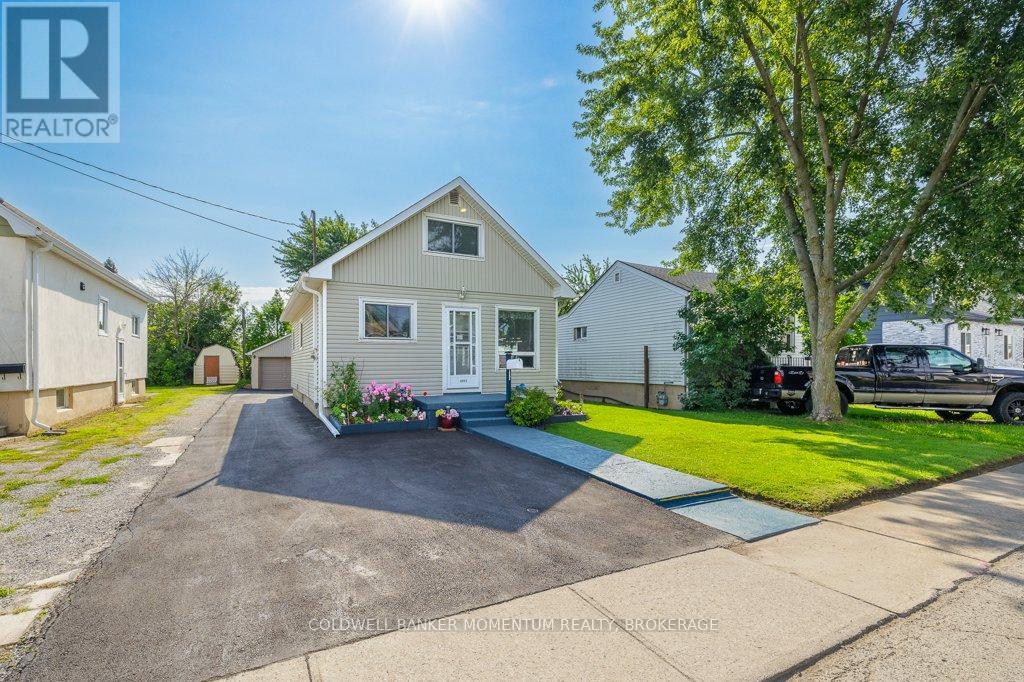 4092 Muir Avenue, Niagara Falls, Ontario  L2E 3L3 - Photo 2 - X13690146
