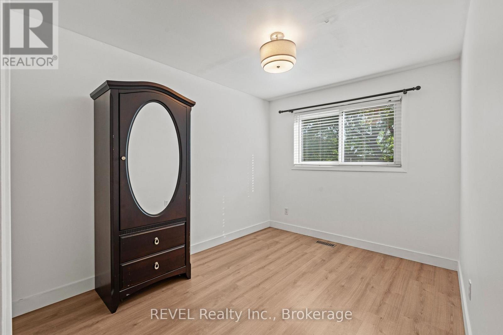 28 Black Knight Road, St. Catharines, Ontario  L2N 3C1 - Photo 26 - X13691038