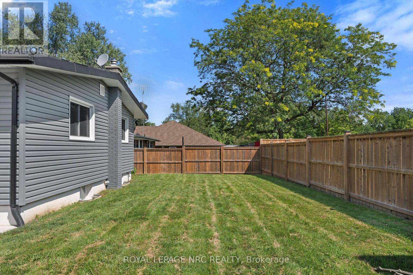 64 Welland Street N, Thorold, Ontario  L2V 2C1 - Photo 39 - X13691150