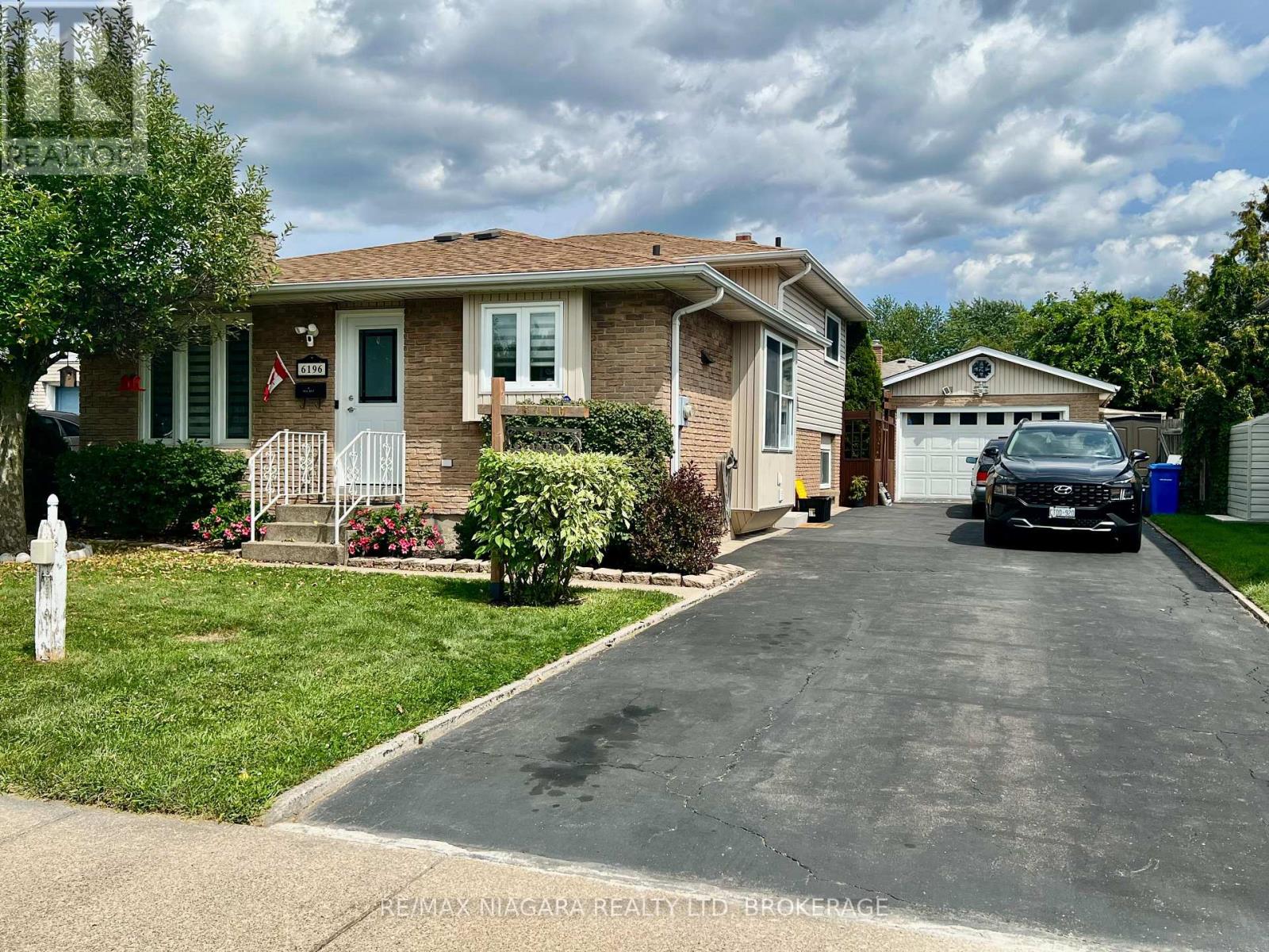 6196 KIRKLAND DRIVE, Niagara Falls, Ontario