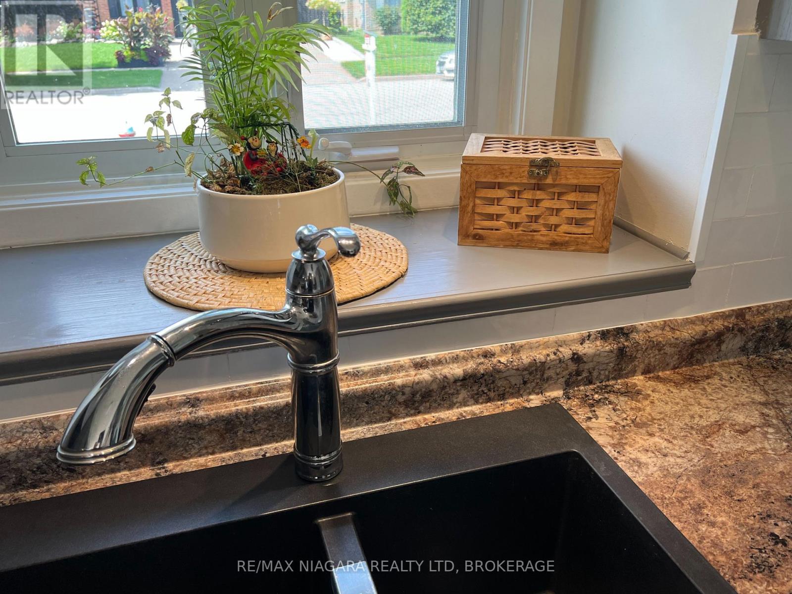 6196 Kirkland Drive, Niagara Falls, Ontario  L2H 2A6 - Photo 49 - X13691292