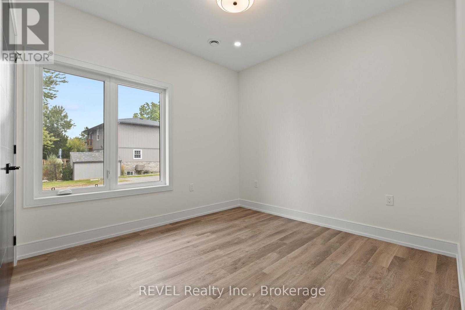 Main Floor - 97 Port Robinson Road, Pelham, Ontario  L3B 5N5 - Photo 18 - X13691412