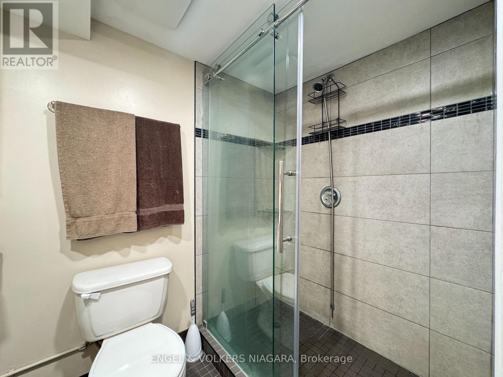 61 Hamilton Street, St. Catharines, Ontario  L2S 1K8 - Photo 32 - X13691588