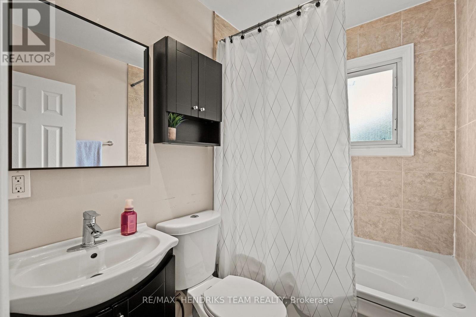 35 Kinsey Street, St. Catharines, Ontario  L2S 1C9 - Photo 20 - X13691646