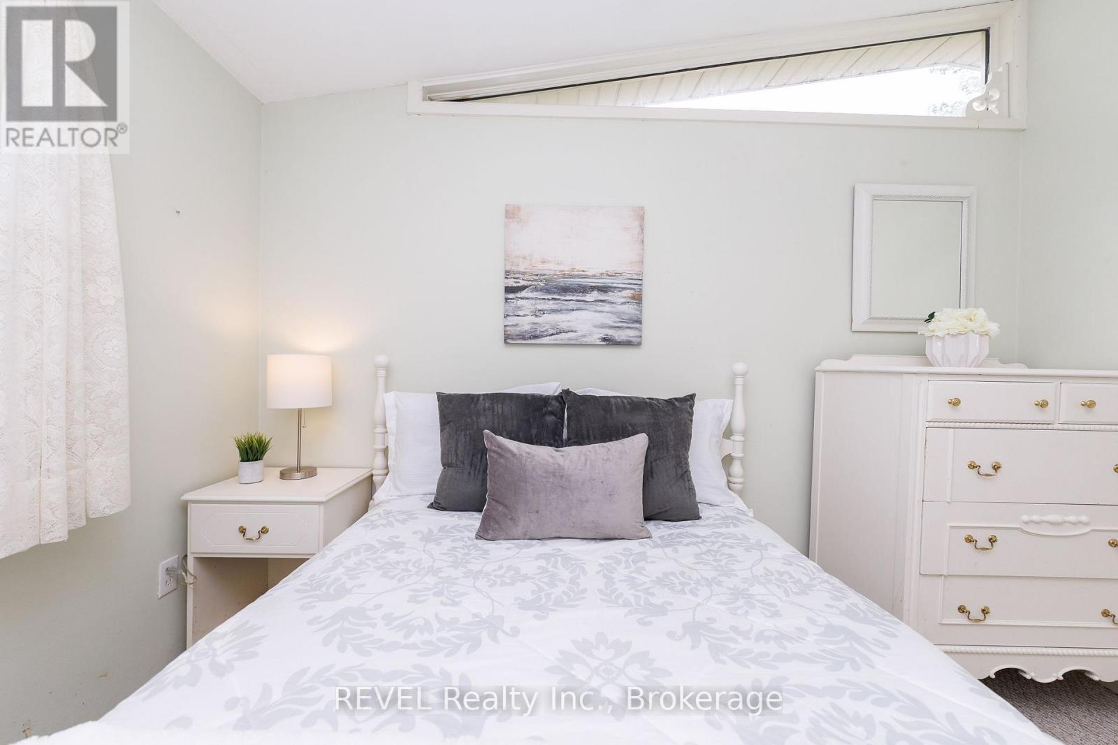 55 Delater Street, Niagara-On-The-Lake, Ontario  L0S 1J0 - Photo 17 - X13693908