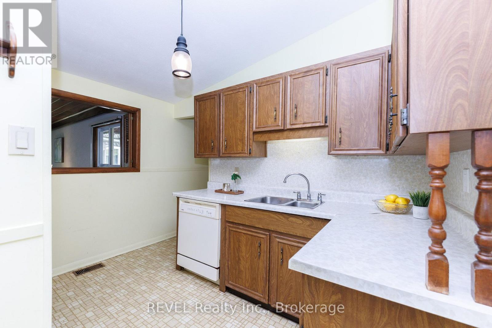 55 Delater Street, Niagara-On-The-Lake, Ontario  L0S 1J0 - Photo 22 - X13693908